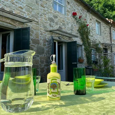 La Casa In Valli 35 * バーニ・ディ・ルッカ