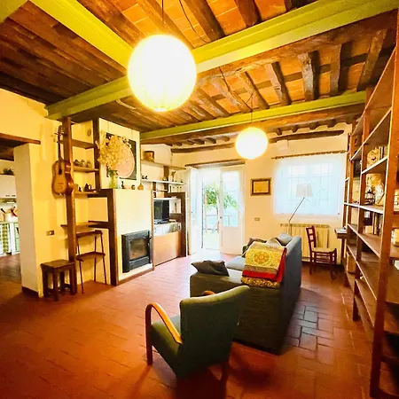 La Casa In Valli 35 バーニ・ディ・ルッカ